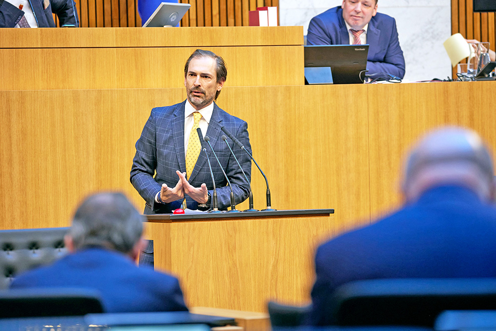 Er will es noch einmal wissen: Ragger tritt wieder zur Nationalratswahl ...