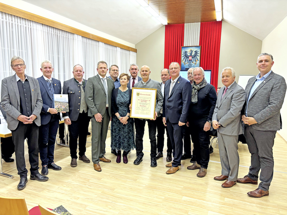Altbürgermeister Simon Maier wurde zum ersten Ehrenbürger der Stadt Bad St ...