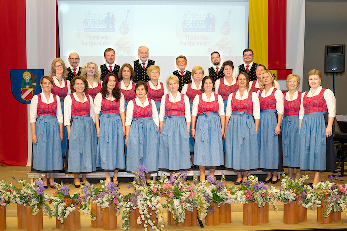 Choir of the St. Jakob community bid farewell to its conductor with a ...